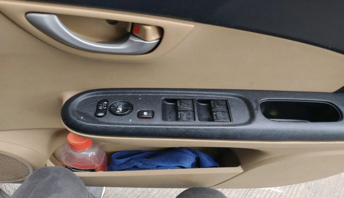 2014 Honda Amaze 1.2L I-VTEC VX, Petrol, Manual, 79,278 km, interior