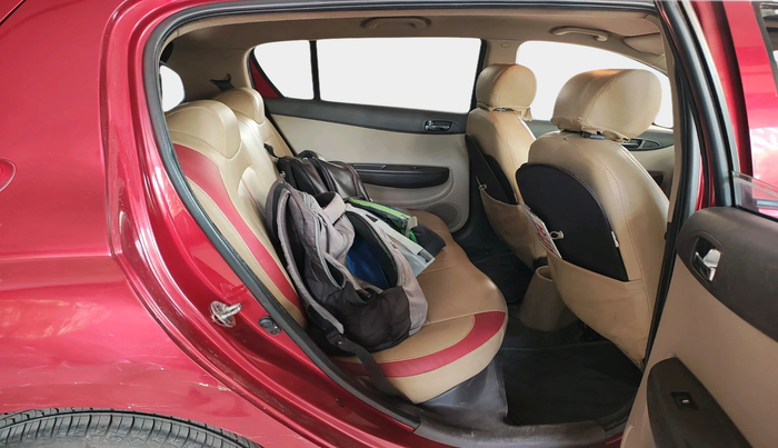 2010 Hyundai i20 MAGNA 1.2, Petrol, Manual, 76,345 km, interior