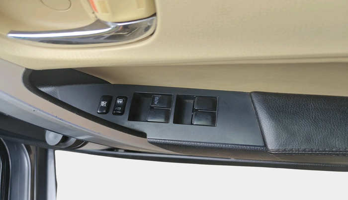 2018 Toyota Corolla Altis G CVT PETROL, Petrol, Automatic, 54,717 km, interior