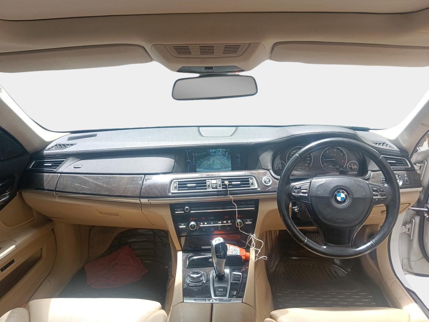 2011 BMW 7 Series 730Ld, Diesel, Automatic, 1,15,200 km, interior