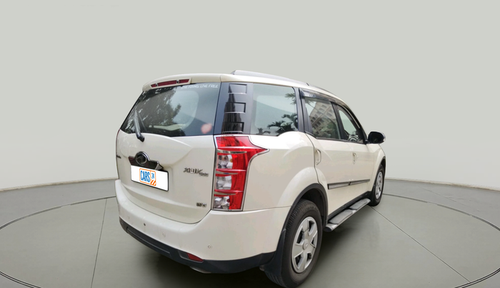 2015 Mahindra XUV500 W6, Diesel, Manual, 1,11,355 km, exterior