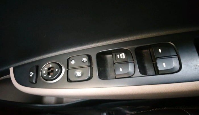 2019 Hyundai Grand i10 SPORTZ 1.2 KAPPA VTVT, Petrol, Manual, 35,445 km, interior