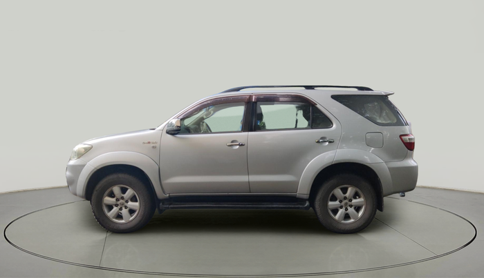 2010 Toyota Fortuner 3.0 4X4 MT, Diesel, Manual, 3,06,092 km, exterior