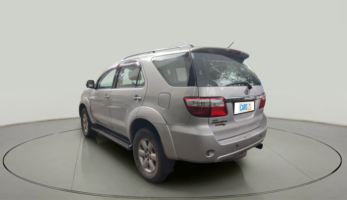 2010 Toyota Fortuner 3.0 4X4 MT, Diesel, Manual, 3,06,092 km, exterior