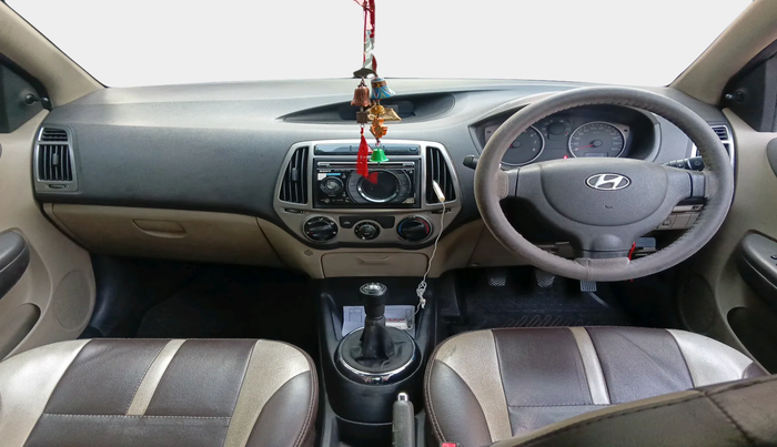 2013 Hyundai i20 MAGNA 1.2, Petrol, Manual, 58,695 km, interior