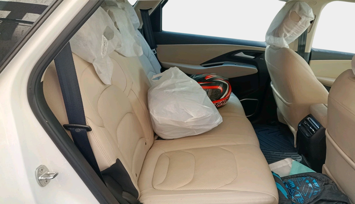 2023 MG HECTOR SHARP PRO 1.5 PETROL TURBO CVT PETROL, Petrol, Automatic, 6,804 km, interior