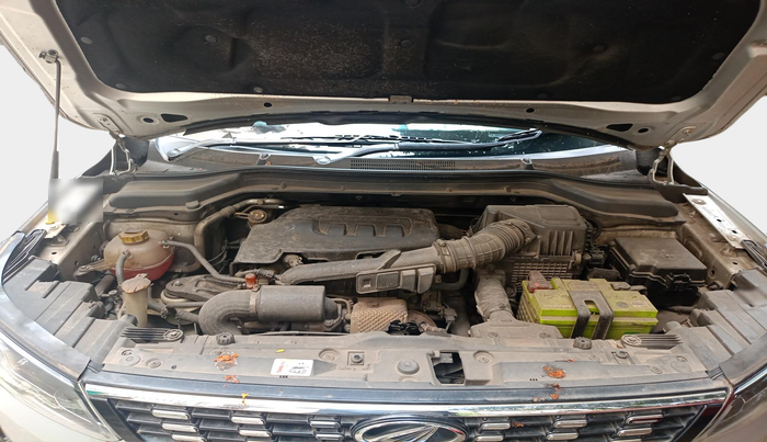 2020 Mahindra XUV300 W8 (O) 1.2 PETROL, Petrol, Manual, 40,783 km, exterior