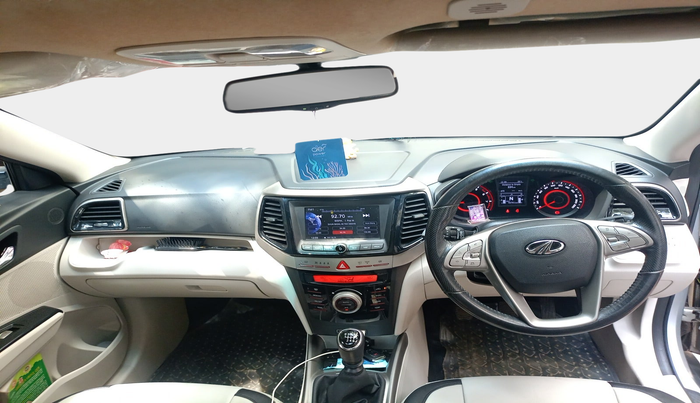 2020 Mahindra XUV300 W8 (O) 1.2 PETROL, Petrol, Manual, 40,783 km, interior