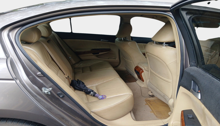 2013 Honda Accord 2.4L I-VTEC MT, Petrol, Manual, 83,000 km, interior