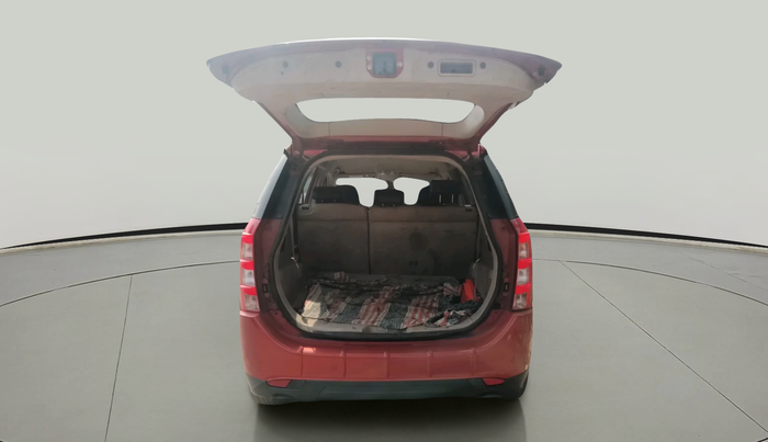 2016 Mahindra XUV500 W6, Diesel, Manual, 1,29,408 km, exterior