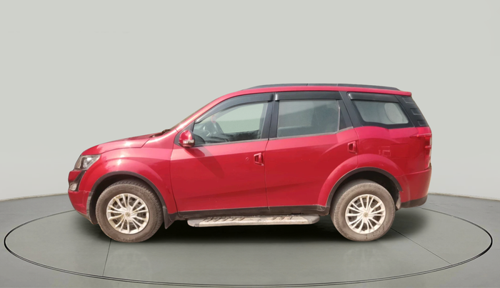 2016 Mahindra XUV500 W6, Diesel, Manual, 1,29,408 km, exterior