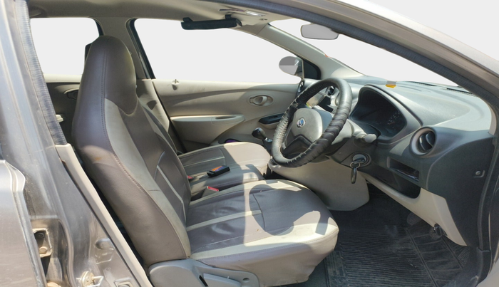 2017 Datsun Go Plus T, Petrol, Manual, 42,656 km, interior