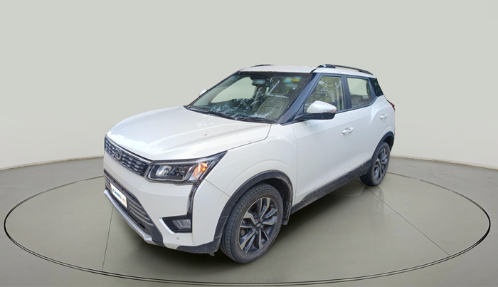 2021 Mahindra XUV300 W8 (O) 1.2 PETROL, Petrol, Manual, 23,402 km, exterior
