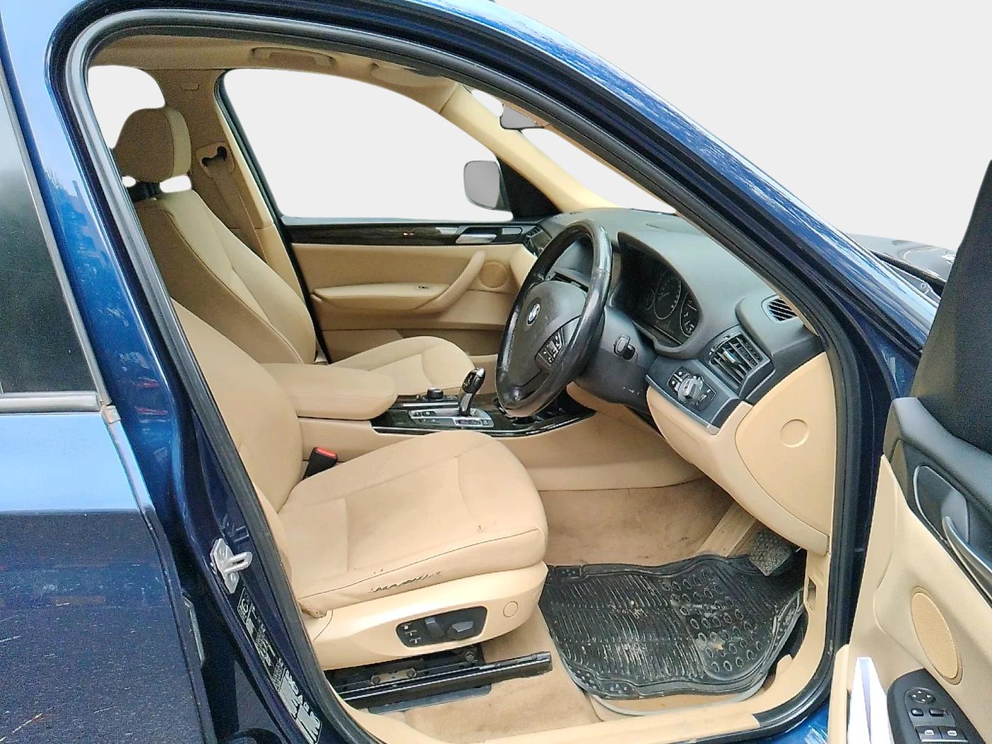 2013 BMW X3 XDRIVE 20D, Diesel, Automatic, 96,229 km, interior