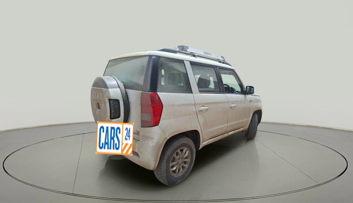 2017 Mahindra TUV300 T8 AMT, Diesel, Automatic, 80,927 km, exterior