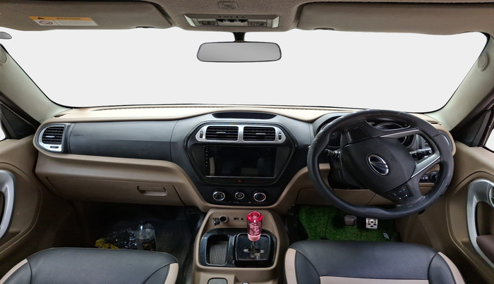 2017 Mahindra TUV300 T8 AMT, Diesel, Automatic, 80,927 km, interior