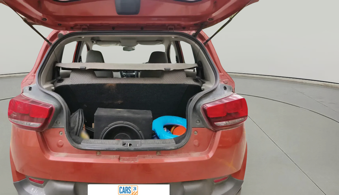 2016 Mahindra Kuv100 K4 D 6 STR, Diesel, Manual, 77,712 km, exterior