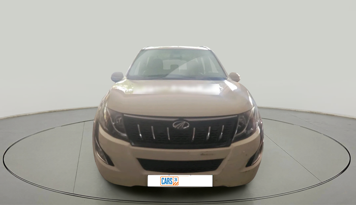 2016 Mahindra XUV500 W10 AT, Diesel, Automatic, 38,647 km, exterior