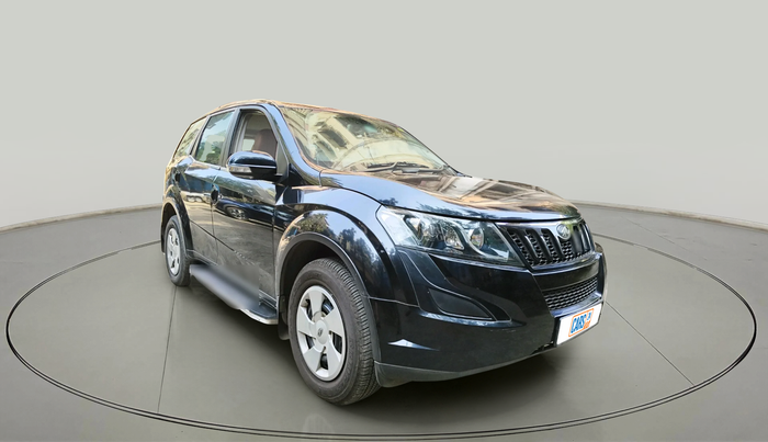 2016 Mahindra XUV500 W6, Diesel, Manual, 35,900 km, exterior