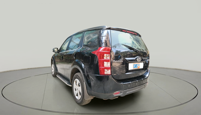 2016 Mahindra XUV500 W6, Diesel, Manual, 35,900 km, exterior