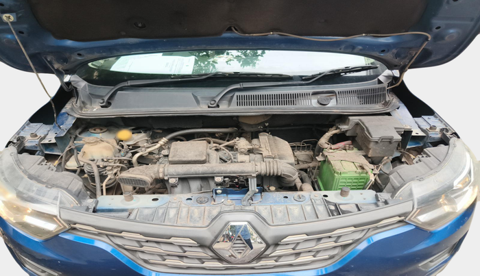 2020 Renault TRIBER RXL MT, Petrol, Manual, 50,270 km, exterior