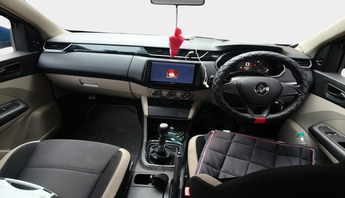 2020 Renault TRIBER RXL MT, Petrol, Manual, 50,270 km, interior