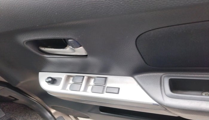 2012 Maruti Wagon R 1.0 VXI, Petrol, Manual, 67,359 km, interior