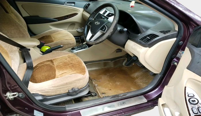 2013 Hyundai Verna FLUIDIC 1.6 VTVT SX AT, Petrol, Automatic, 64,857 km, interior