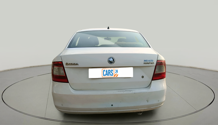 2014 Skoda Rapid AMBITION 1.5 TDI, Diesel, Manual, 1,77,672 km, exterior