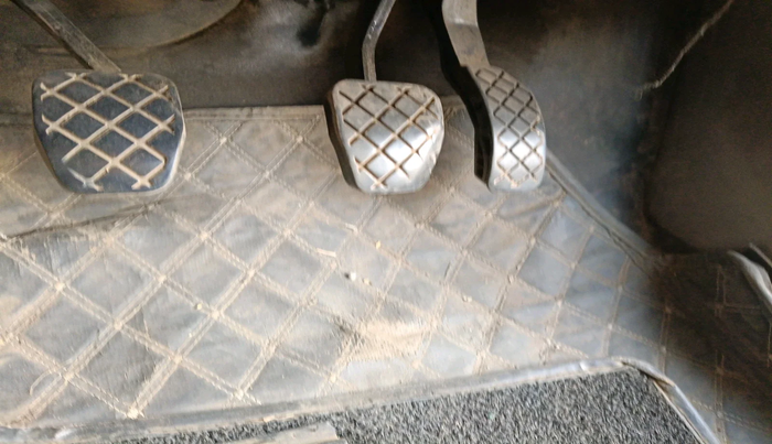 2014 Skoda Rapid AMBITION 1.5 TDI, Diesel, Manual, 1,77,672 km, interior