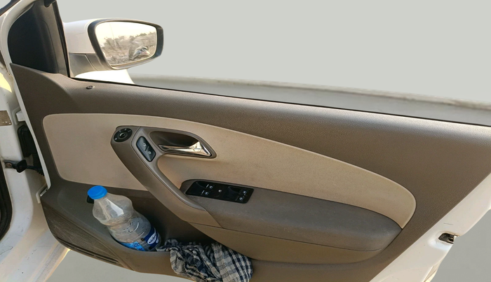 2014 Skoda Rapid AMBITION 1.5 TDI, Diesel, Manual, 1,77,672 km, interior