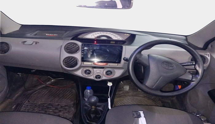 2011 Toyota Etios G, Petrol, Manual, 1,11,784 km, interior