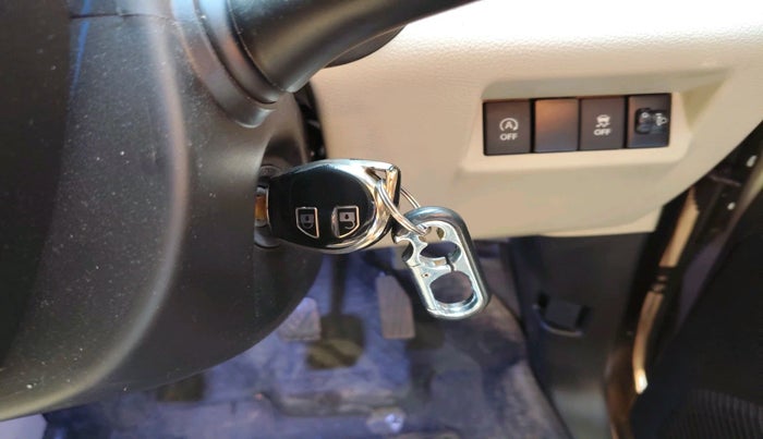 2023 Maruti New Wagon-R VXI 1.0, Petrol, Manual, 10,329 km, interior