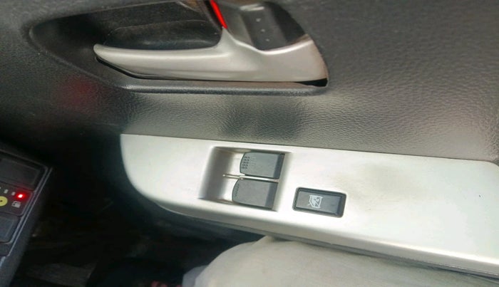 2013 Maruti Wagon R 1.0 LXI CNG, CNG, Manual, 91,140 km, interior