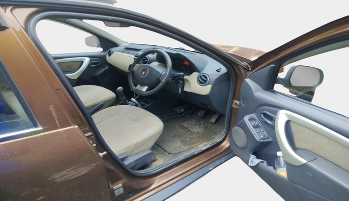 2013 Renault Duster 85 PS RXL DIESEL, Diesel, Manual, 92,915 km, interior
