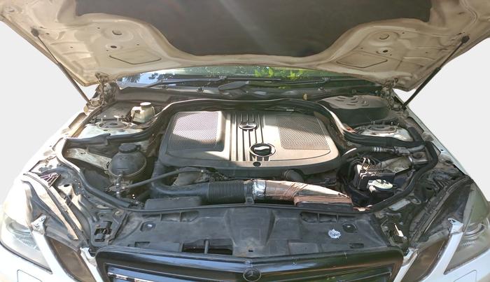 2012 Mercedes Benz E Class E 220 CDI avantgarde, Diesel, Automatic, 1,35,357 km, exterior