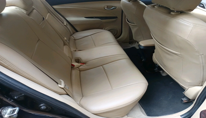 2018 Toyota YARIS G CVT, Petrol, Automatic, 48,838 km, interior