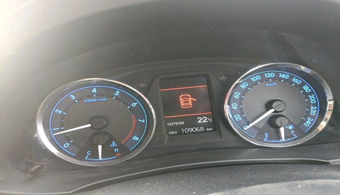 2015 Toyota Corolla Altis G PETROL, Petrol, Manual, 1,09,068 km, interior