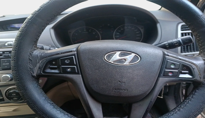 2012 Hyundai i20 SPORTZ 1.4 AT, Petrol, Automatic, 8,00,001 km, interior