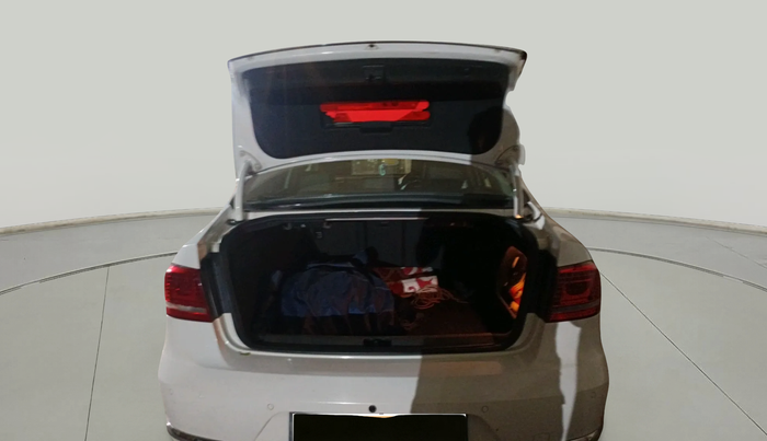 2011 Volkswagen Passat 2.0 PD DSG, Diesel, Automatic, 91,312 km, exterior