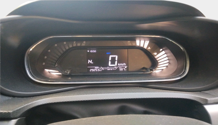 2022 Tata NEXON XMA SUNROOF PETROL, Petrol, Automatic, 29,259 km, interior