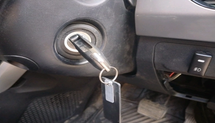 2022 Tata NEXON XMA SUNROOF PETROL, Petrol, Automatic, 29,259 km, interior