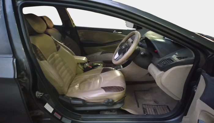 2013 Hyundai Verna FLUIDIC 1.6 CRDI SX AT, Diesel, Automatic, 1,72,322 km, interior