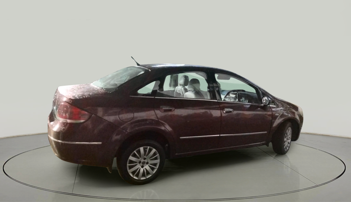 2011 Fiat Linea EMOTION 1.3, Diesel, Manual, 1,06,066 km, exterior