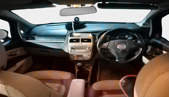 2011 Fiat Linea EMOTION 1.3, Diesel, Manual, 1,06,066 km, interior