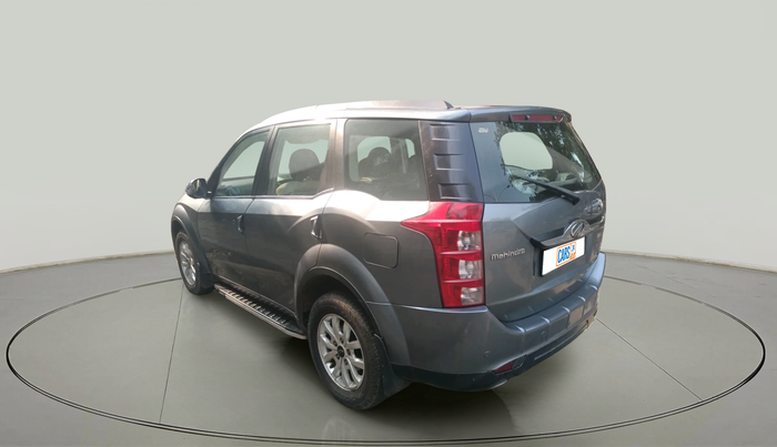 2016 Mahindra XUV500 W10, Diesel, Manual, 1,24,902 km, exterior