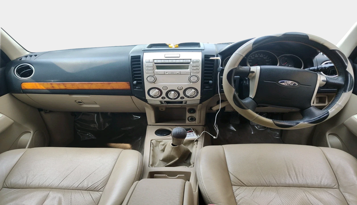 2011 Ford Endeavour 2.5L 4X2 MT, Diesel, Manual, 1,23,971 km, interior