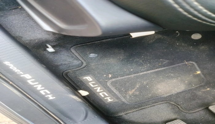 2024 Tata PUNCH ADVENTURE MT CNG , Petrol, Manual, 11,289 km, interior