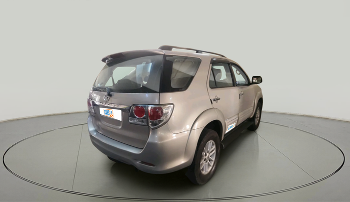 2012 Toyota Fortuner 3.0 4X2 MT, Diesel, Manual, 1,87,101 km, exterior