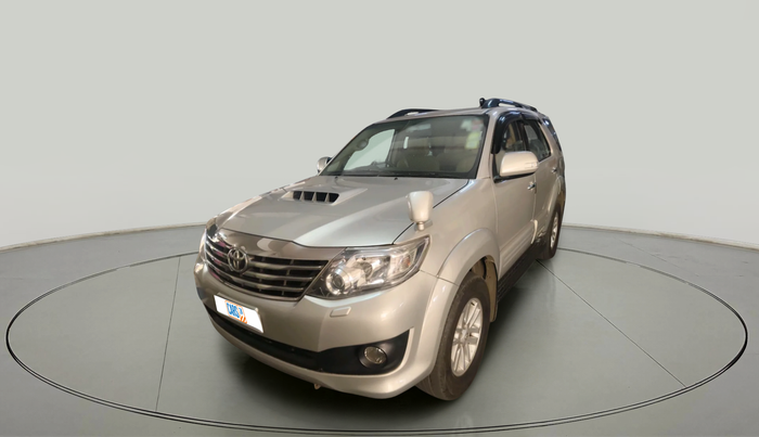 2012 Toyota Fortuner 3.0 4X2 MT, Diesel, Manual, 1,87,101 km, exterior